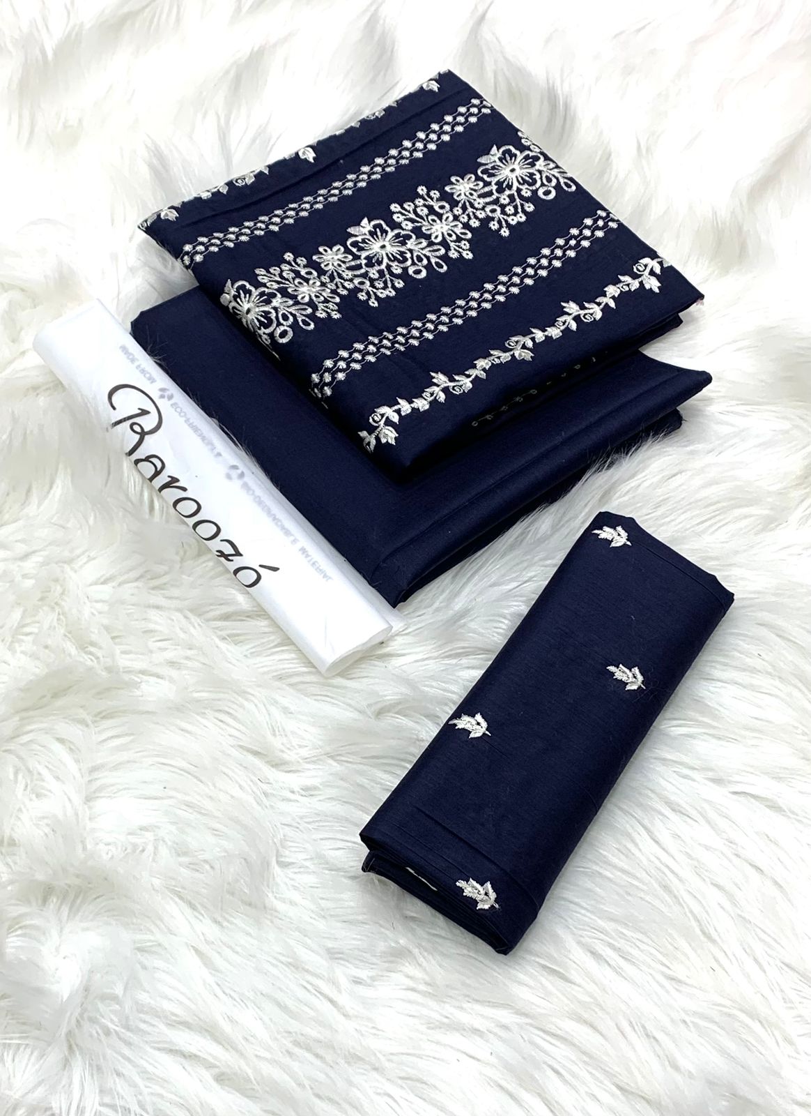 Bareeza Embroidered Lawn 2PC Suit for Women – Premium Summer Collection