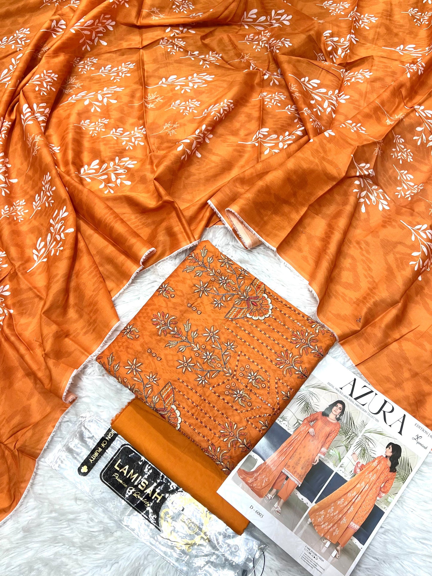 Azura Printed 3 Piece Premium Lawn Suit – Bana Dora Digital Collection